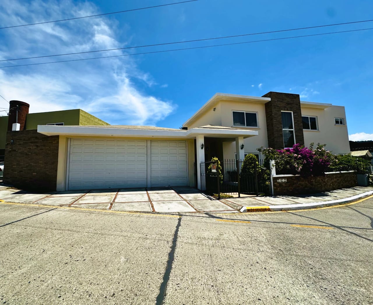 CASA EN VENTA, TERRAVISTA 509.57 MTS2, 4 DORMITORIOS, TERRAVISTA OLMECA — Casa en Venta en Terravista, Carretera a El Salvador, Guatemala, Ciudad — foto 1 de 15