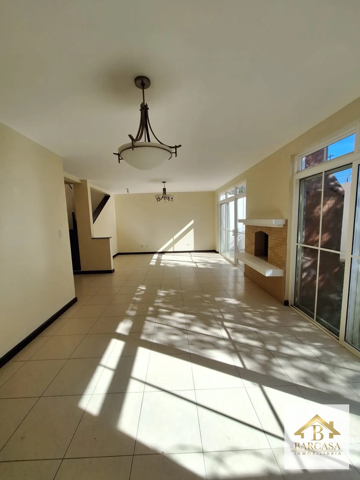 Se vende casa en Residenciales Manantiales km 19.5 carretera a San Jose Pinula - 2