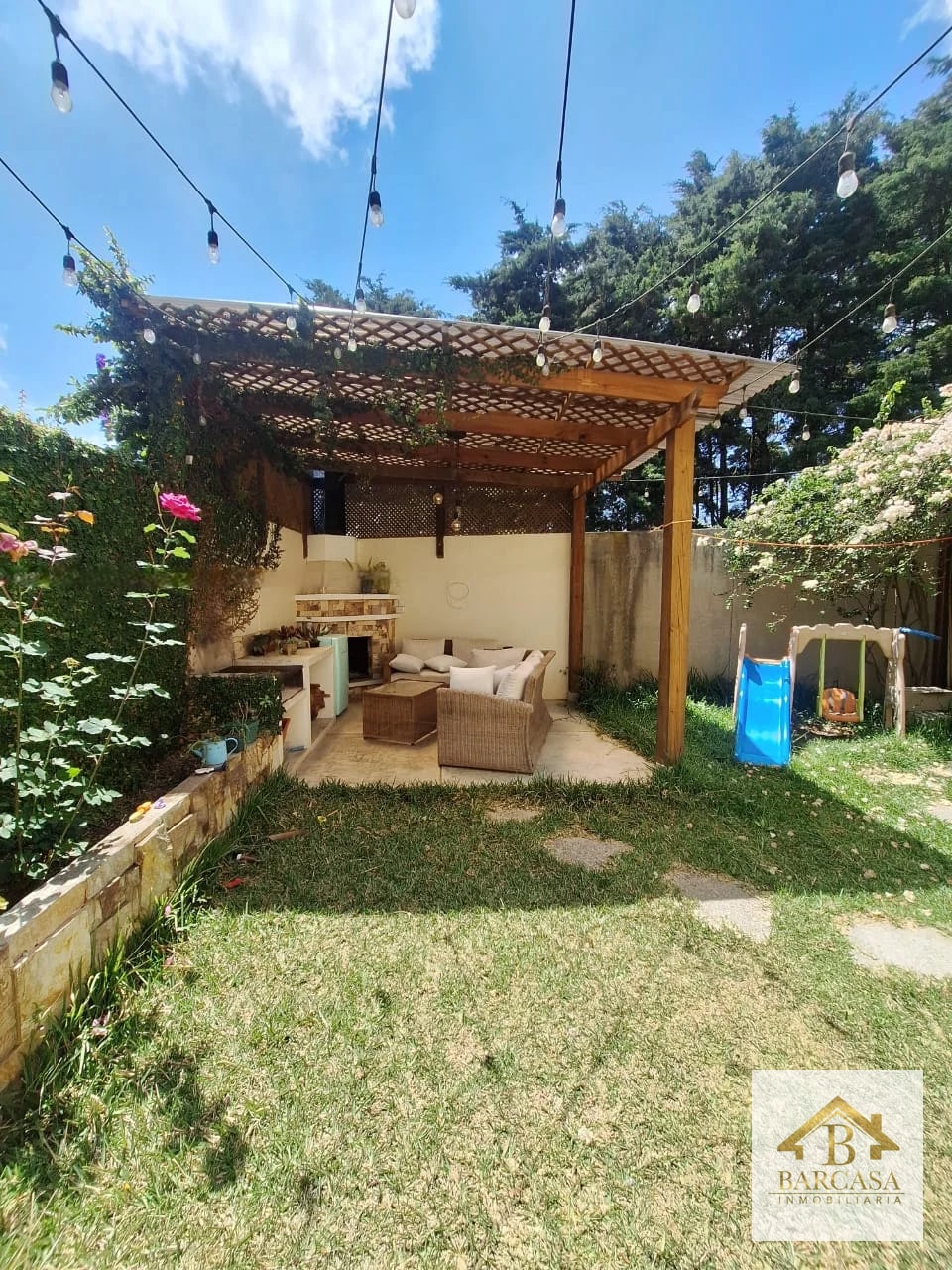 Se vende Casa en Bosques de arrazola km 16.5, entrada por Olmeca, Caes. - 5