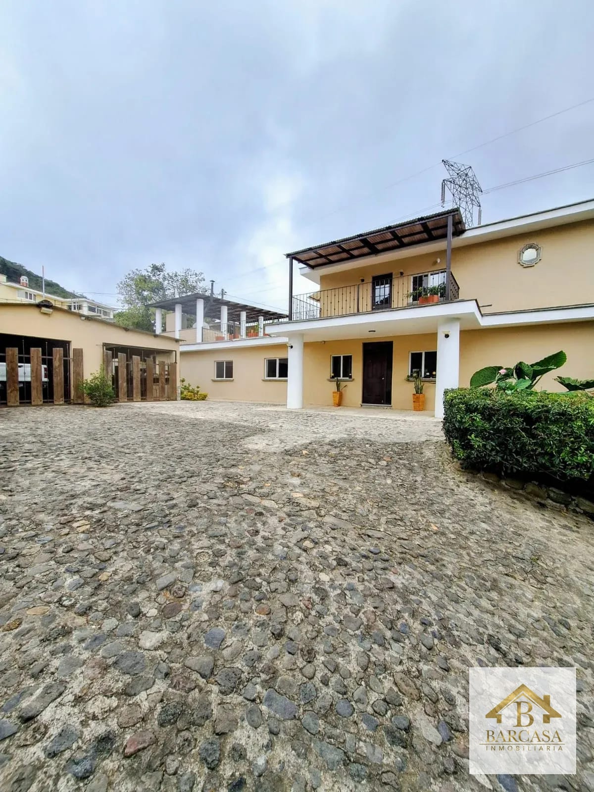 Se vende Casa fuera de garita, km 15.5 detrás de Walmart, aldea — Casa en Venta en Carretera a El Salvador, Guatemala, Ciudad — foto 1 de 17