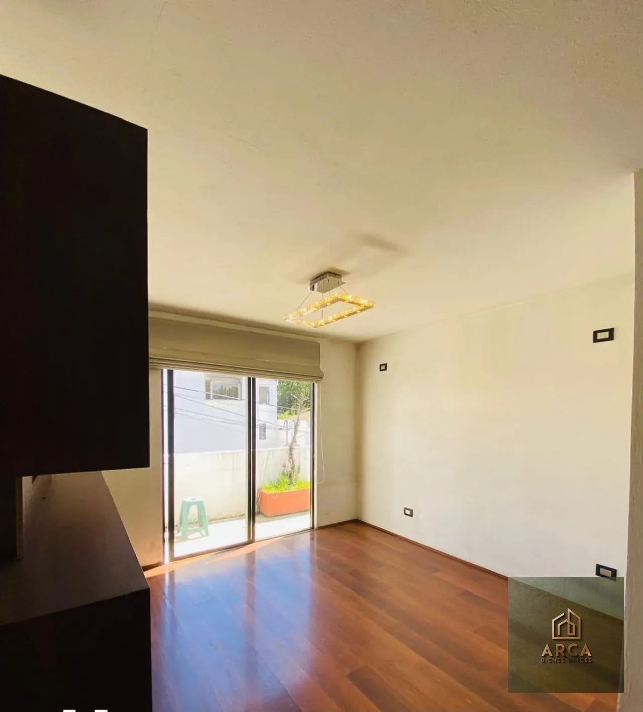 Casa en venta San Cristóbal — Casa en Venta en Zona 8 Mixco, Guatemala, Ciudad — foto 3 de 9