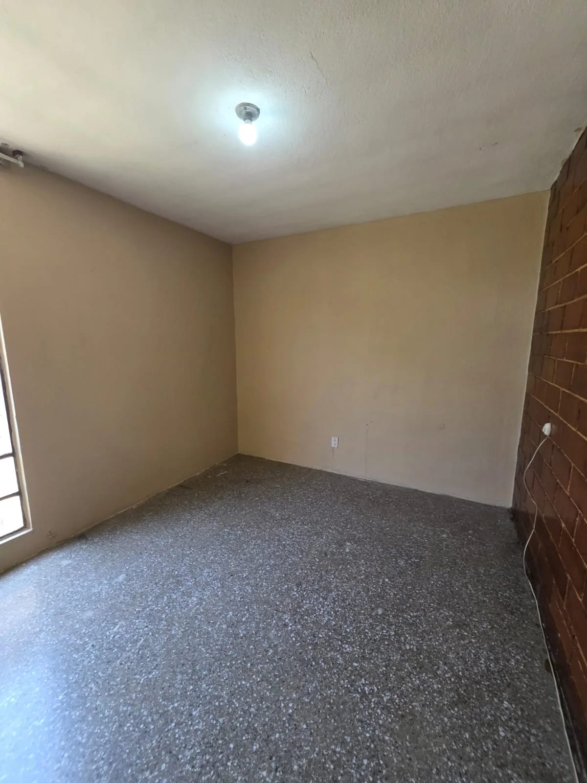 CASA DE ESQUINA EN VENTA ZONA 11 — Casa en Venta en Zona 11, Guatemala, Ciudad — foto 6 de 7