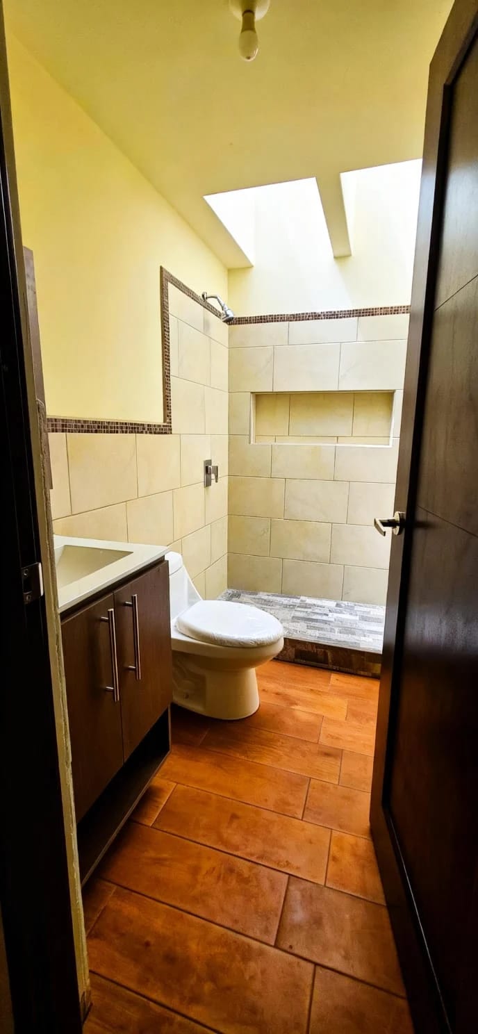 Casa Nueva en Venta Zona 16, Hacienda Real — Casa en Venta en Hacienda Real, Zona 16, Guatemala, Ciudad — foto 8 de 11