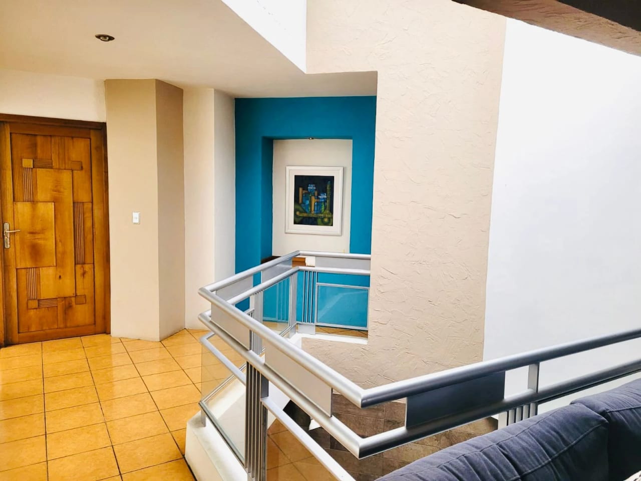 Hermosa casa con jardín en Km 19.5 San José Pinula, Condominio Los Manantiales — Casa en Venta en San José Pinula, Guatemala, Ciudad — foto 5 de 16