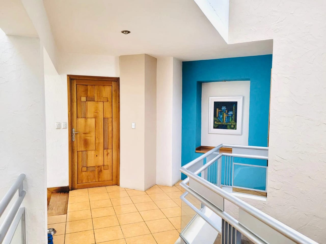 Hermosa casa con jardín en Km 19.5 San José Pinula, Condominio Los Manantiales — Casa en Venta en San José Pinula, Guatemala, Ciudad — foto 12 de 16