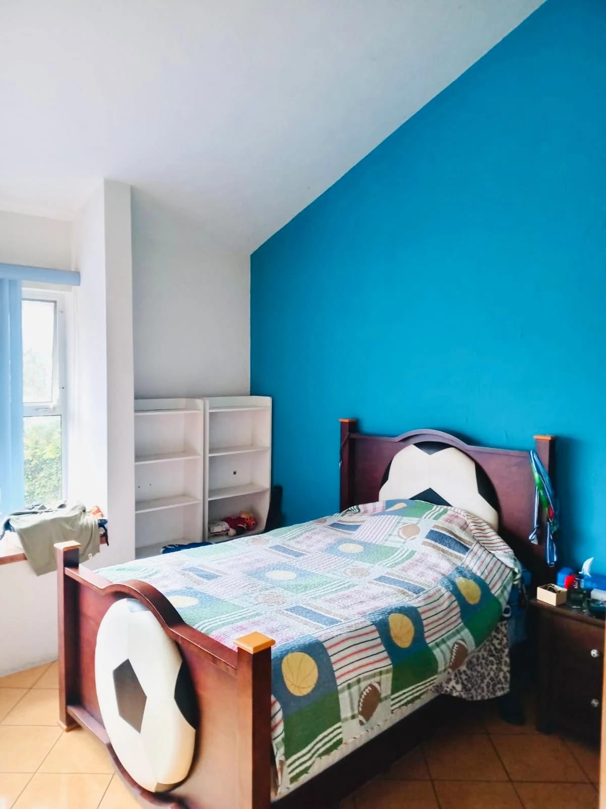Amplia casa con jardín, bodega y cuarto de servicio en Km 19.5 a San José Pinula — Casa en Venta en San José Pinula, Guatemala, Ciudad — foto 11 de 16