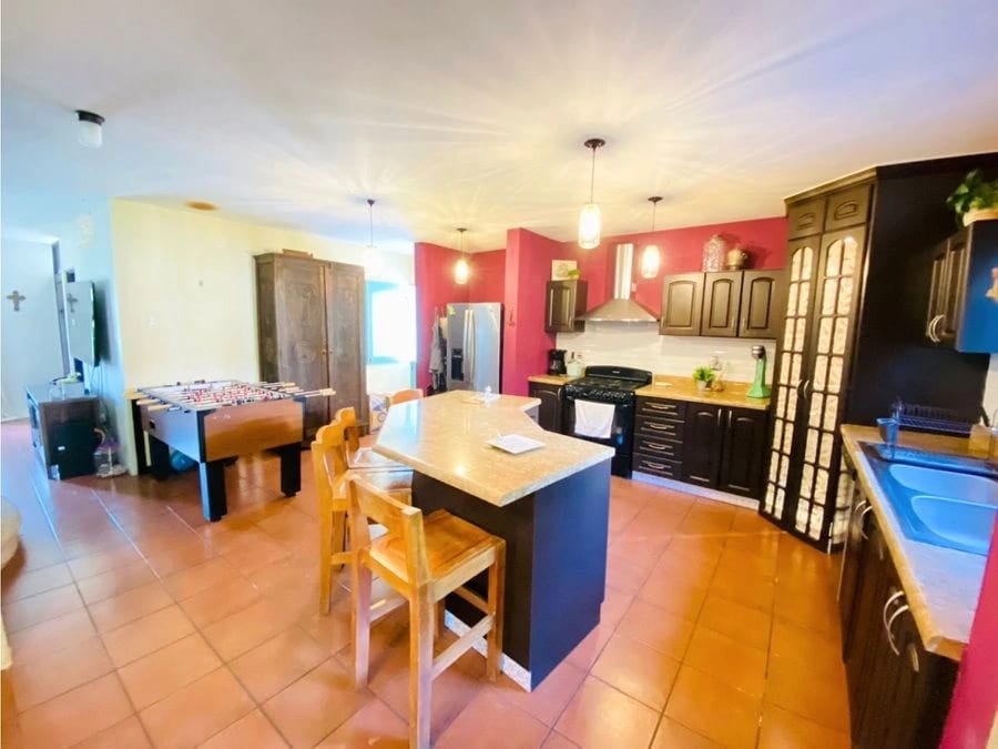 Hermosa casa con jardín y pérgola en Km 25.5 Carretera a El Salvador — Casa en Venta en Carretera a El Salvador, Guatemala, Ciudad — foto 7 de 15