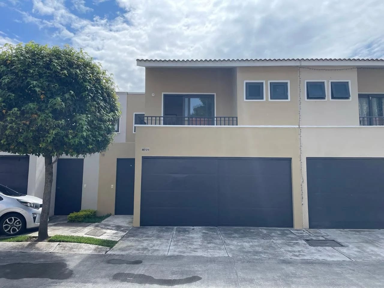 CASA EN VENTA CONDOMINIO CUMBRES DE LA ARBOLEDA KN. 21.5 CARRETERA A EL SALVADOR — Casa en Venta en Fraijanes, Carretera a El Salvador, Guatemala, Ciudad — foto 1 de 17