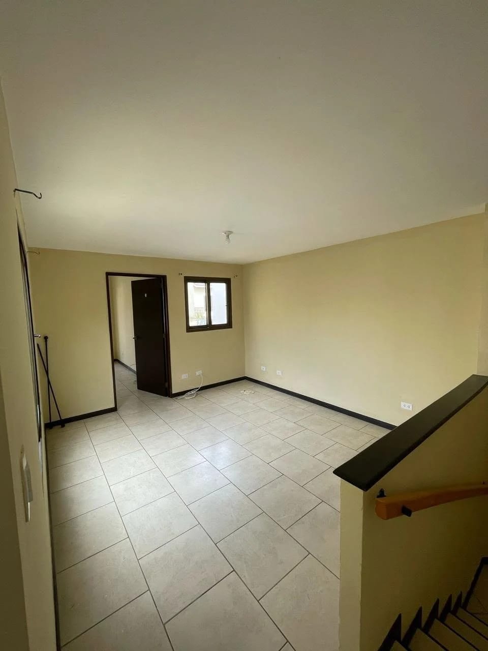 CASA EN VENTA CONDOMINIO CUMBRES DE LA ARBOLEDA KN. 21.5 CARRETERA A EL SALVADOR — Casa en Venta en Fraijanes, Carretera a El Salvador, Guatemala, Ciudad — foto 13 de 17