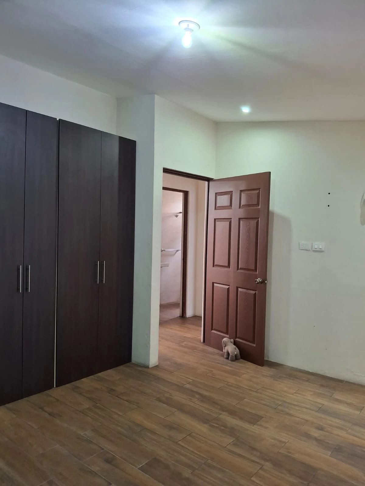 ALQUILER CASA DE 2 DORMITORIOS - UN NIVEL - VILLA LINDA II ZONA 7 — Casa en Alquiler en Zona 7, Guatemala, Ciudad — foto 9 de 17