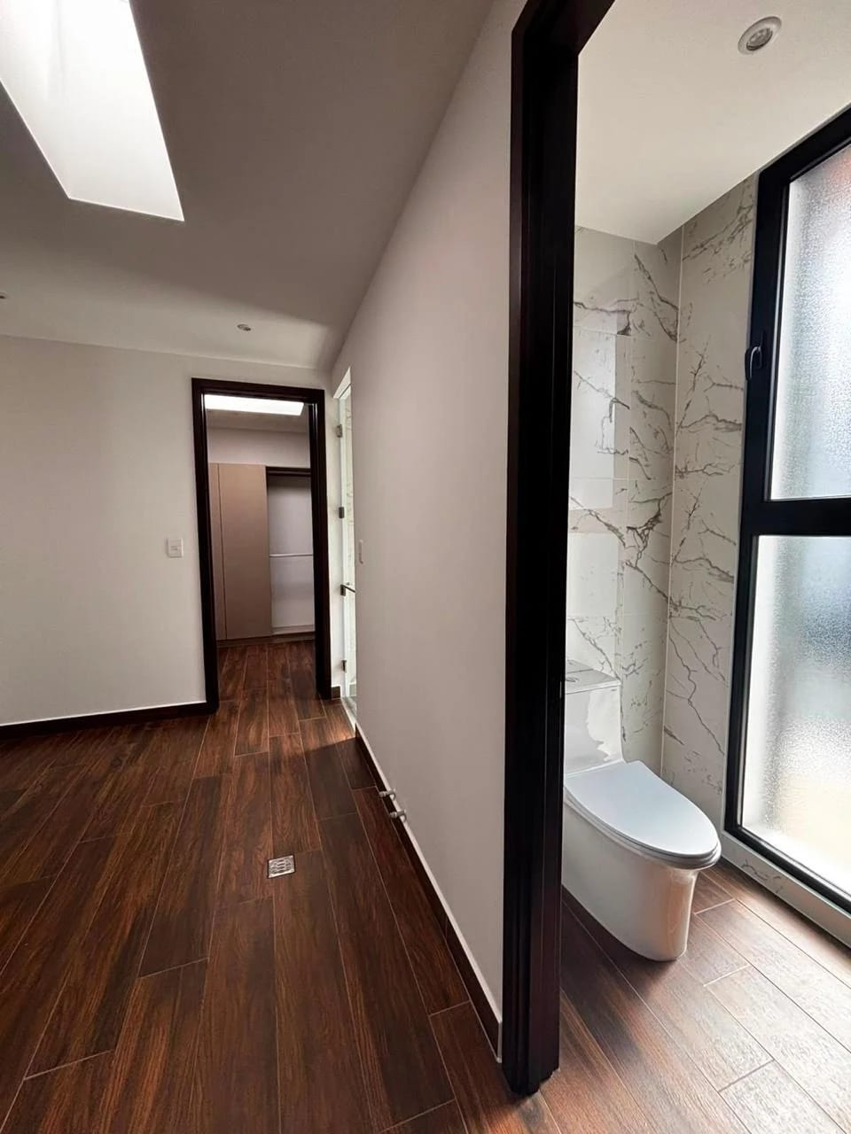 Casa en Alquiler o Venta en Exclusivo Conominio Molié Zona 10 — Casa en Venta en Zona 10, Guatemala, Ciudad — foto 9 de 17