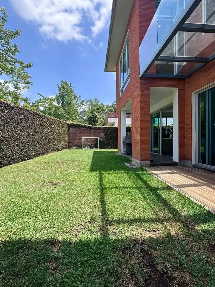 Casa en Venta las Luces KM. 13.5 Carretera a el Salvador — Casa en Venta en Carretera a El Salvador, Guatemala, Ciudad — foto 6 de 16