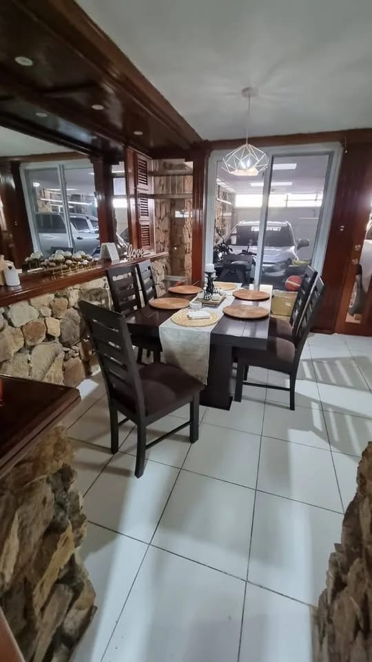 Casa en Venta Valle Dorado Bulevar Sur San Cristóbal Zona 8 — Casa en Venta en Zona 8 Mixco, Guatemala, Ciudad — foto 8 de 9