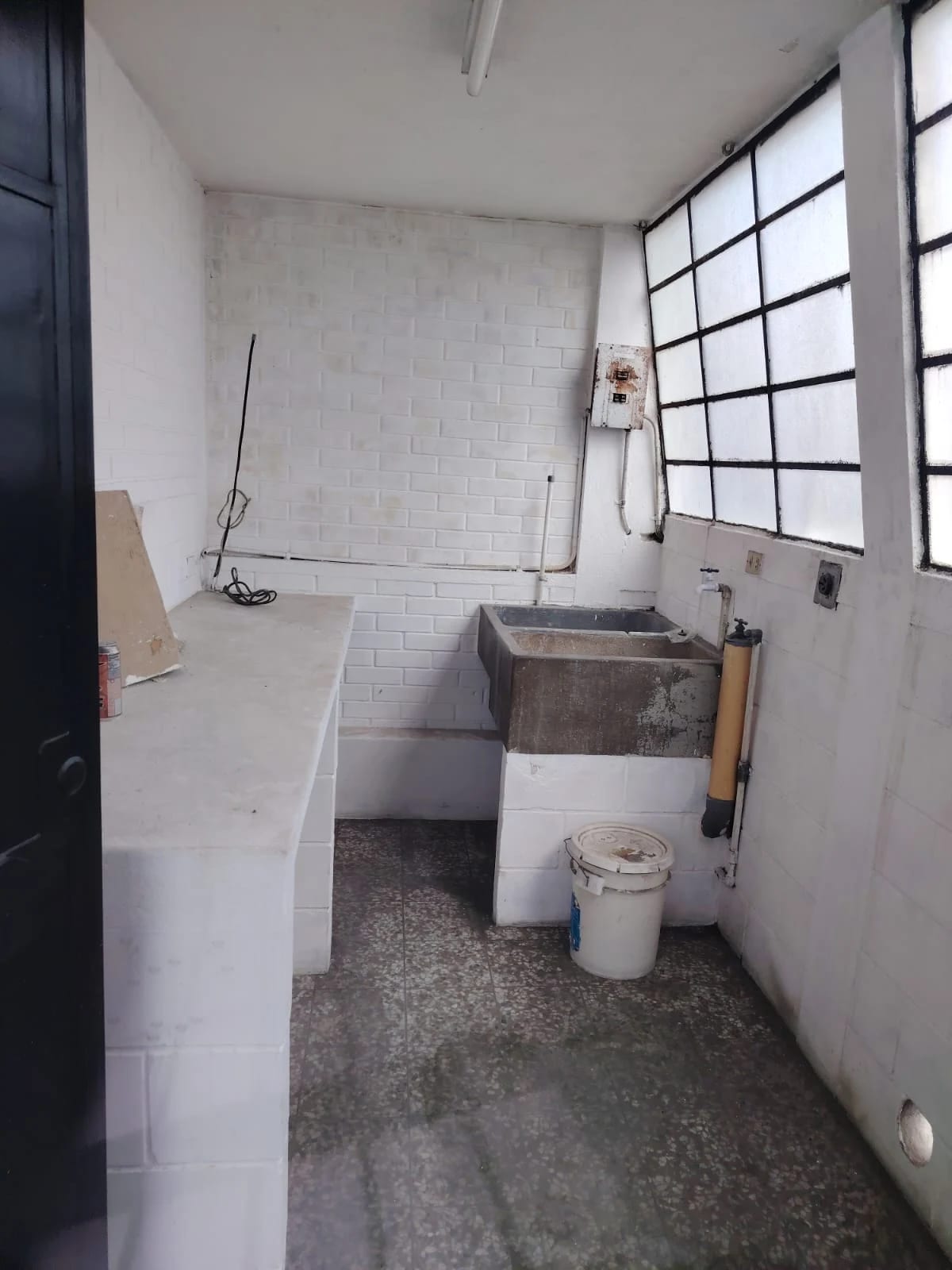 Casa de 2 Niveles en Venta Zona 6 — Casa en Venta en Zona 6, Guatemala, Ciudad — foto 4 de 12