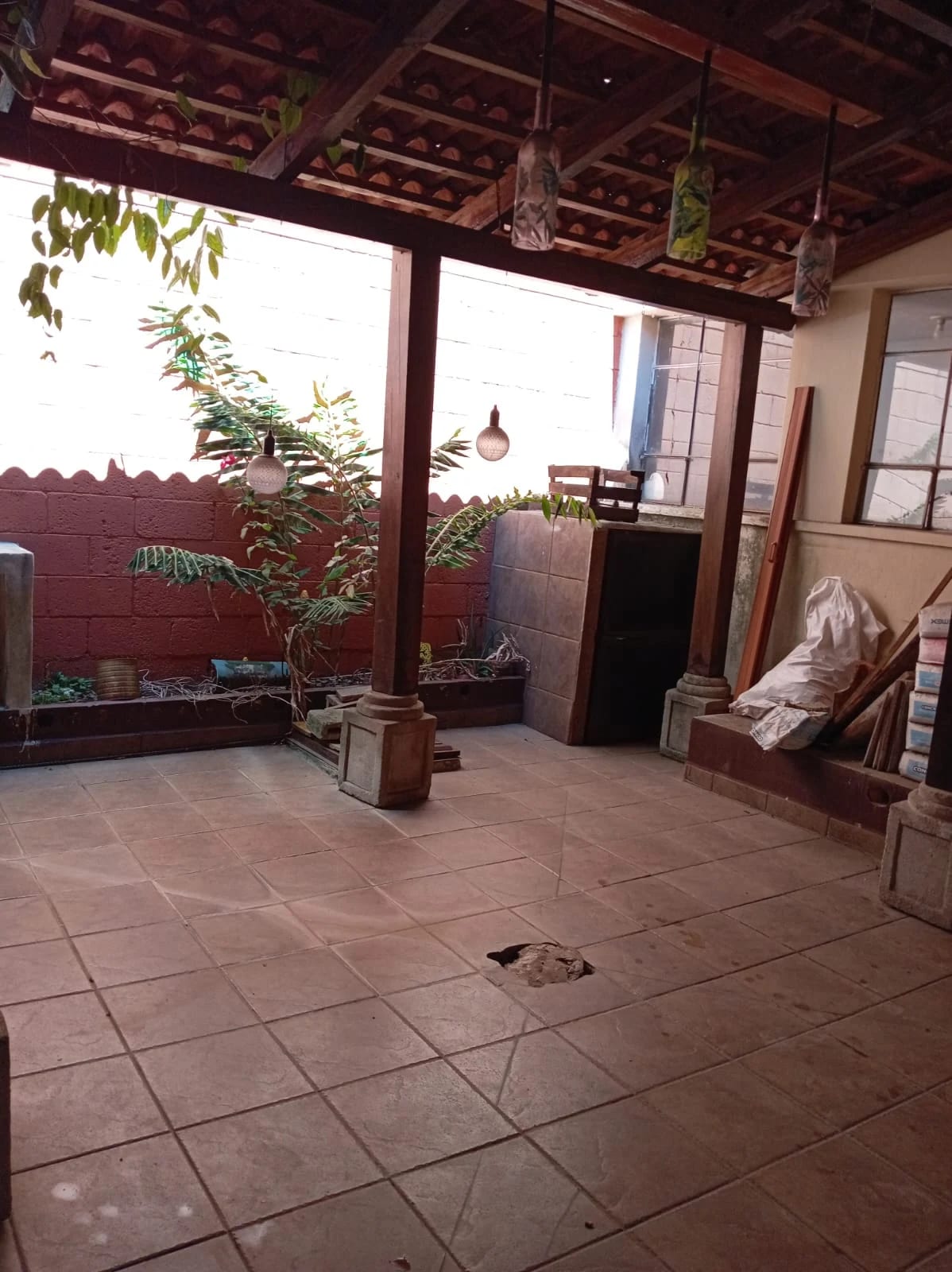 Casa Remodelada en Venta Valle Dorado Bulevar Sur San Cristóbal Zona 8 — Casa en Venta en Zona 8 Mixco, Guatemala, Ciudad — foto 9 de 17