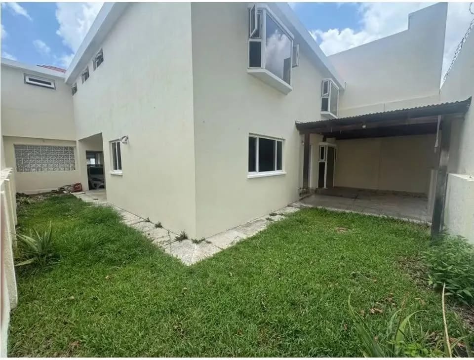 Casa en Venta los Manantiales Kn. 19.5 Entrada a San Jos — Casa en Venta en San José Pinula, Guatemala, Ciudad — foto 6 de 16