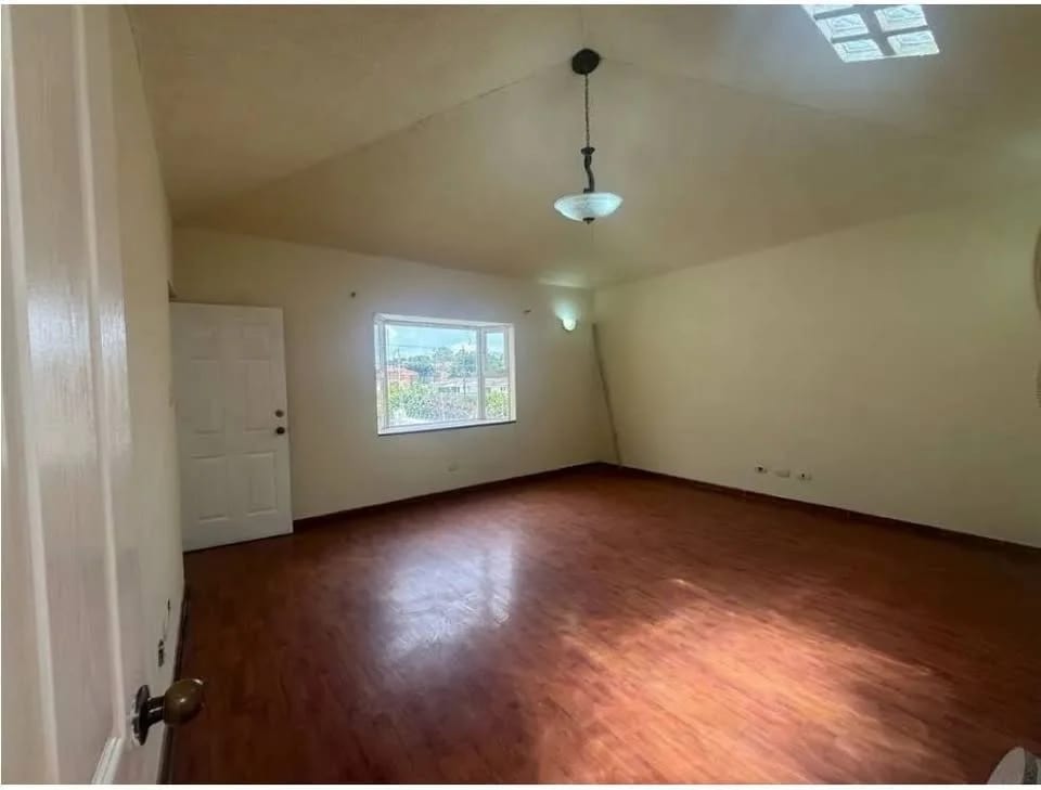 Casa en Venta los Manantiales Kn. 19.5 Entrada a San Jos — Casa en Venta en San José Pinula, Guatemala, Ciudad — foto 11 de 16