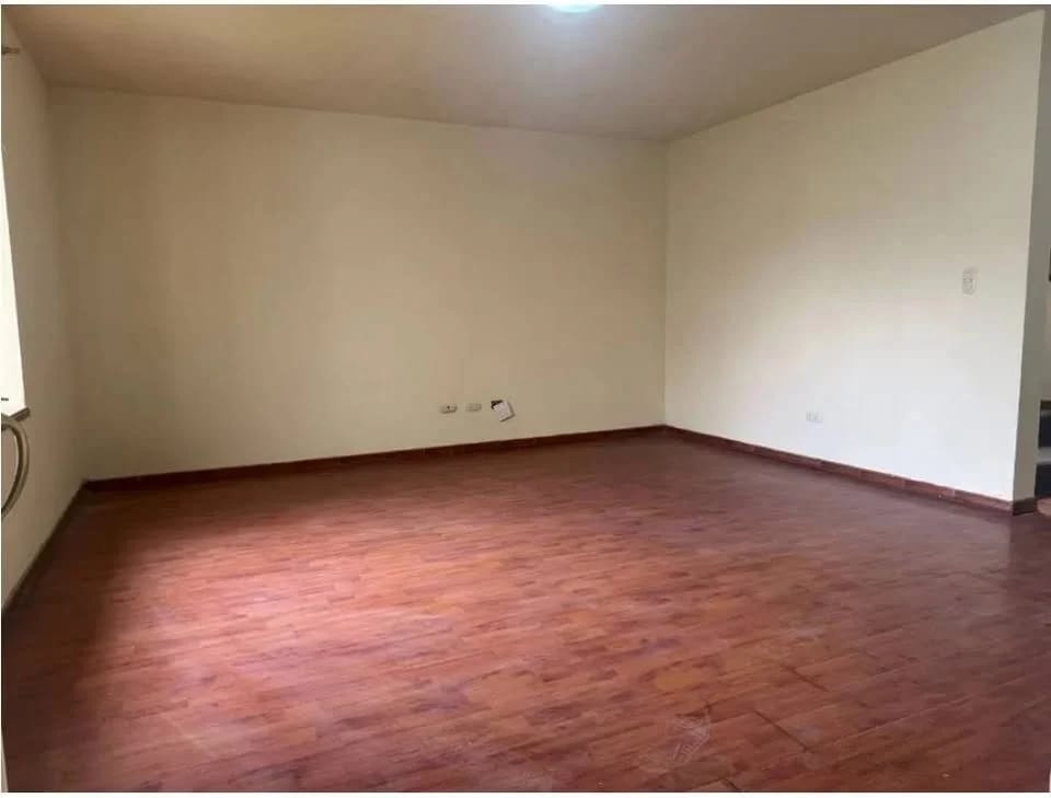 Casa en Venta los Manantiales Kn. 19.5 Entrada a San Jos — Casa en Venta en San José Pinula, Guatemala, Ciudad — foto 14 de 16