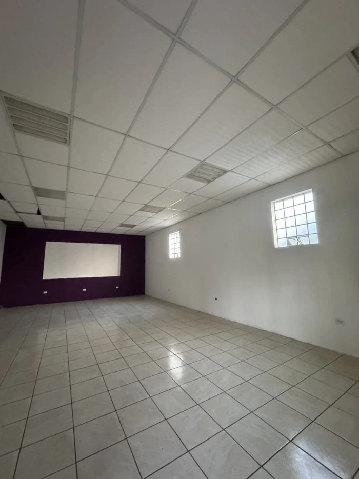 Casa en Renta para oficina en zona 9 — Casa en Alquiler en Zona 9, Guatemala, Ciudad — foto 3 de 6