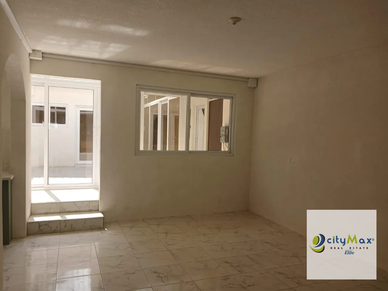 Casa Remodelada en Venta en Zona 1 — Casa en Venta en Zona 1, Guatemala, Ciudad — foto 4 de 15