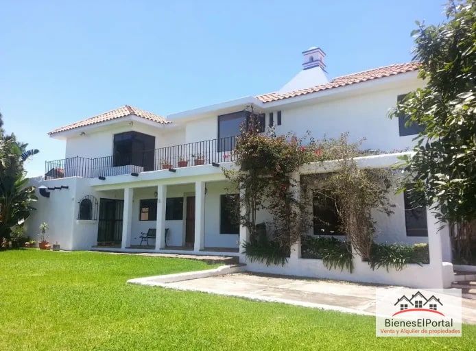 Casa con piscina en Condominio Maria del Sol Km. 20.5 Fraijanes - 1