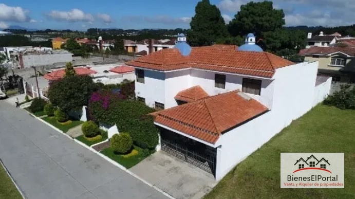 Casa con piscina en Condominio Maria del Sol Km. 20.5 Fraijanes - 2