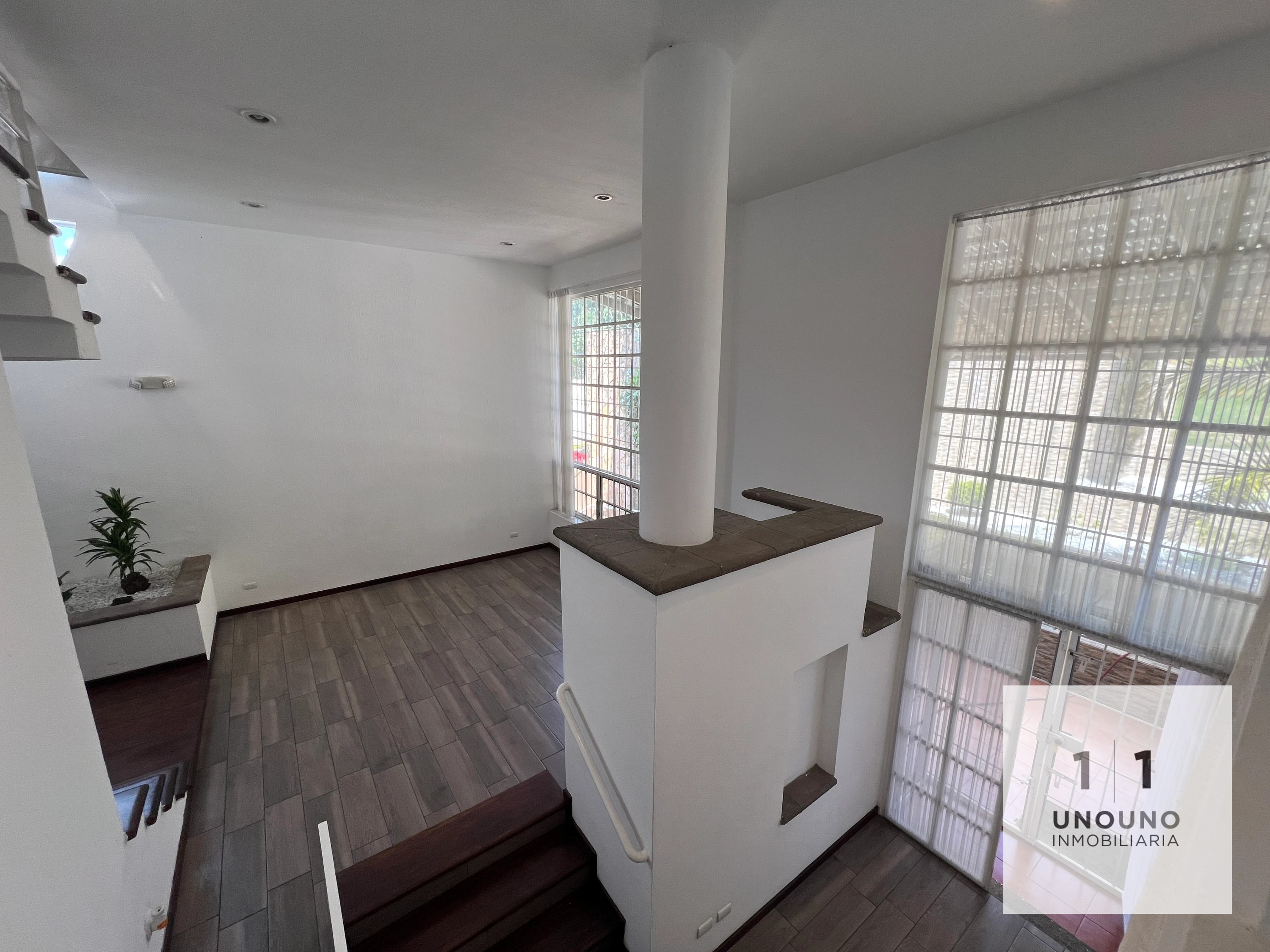 Hermosa casa en alquiler en Elgin, zona 13 — Casa en Alquiler en Elgin, Zona 13, Guatemala, Ciudad — foto 7 de 17