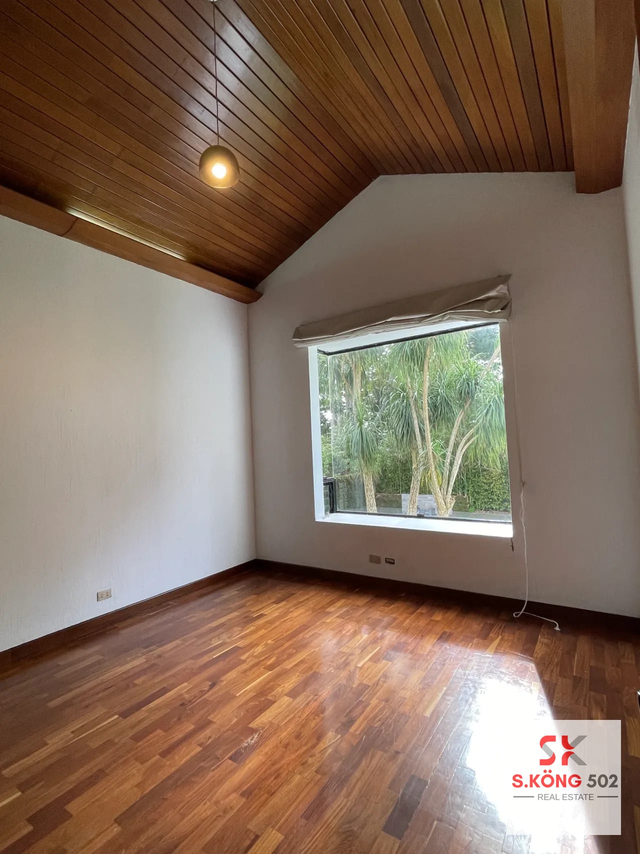 SE RENTA CASA GRANDE CON ENORME JARDÍN EN EL SOCORRO, Km. 12.7 HILLTOP, CES — Casa en Alquiler en Santa Catarina Pinula, Guatemala, Ciudad — foto 12 de 16