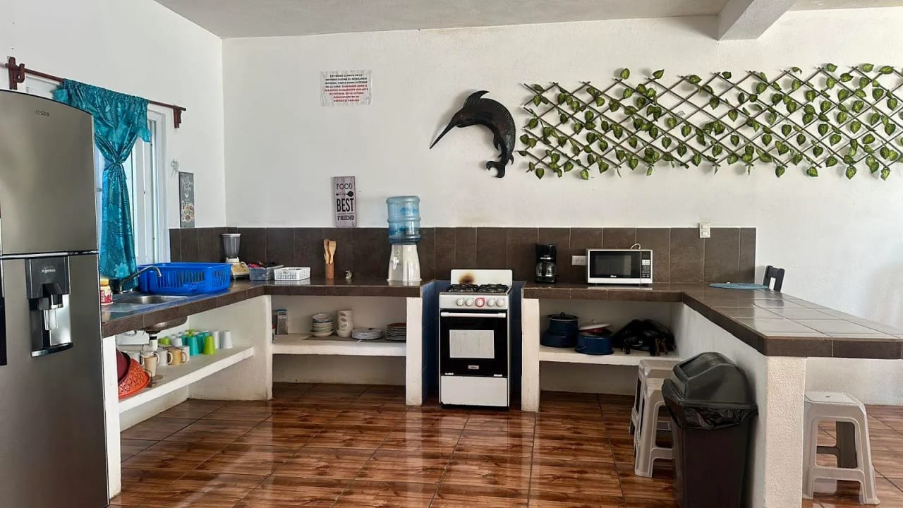 ¡¡ GANGA !! CASA EN VENTA FRENTE AL MAR EN IZTAPA — Casa en Venta en Iztapa, Escuintla — foto 4 de 8