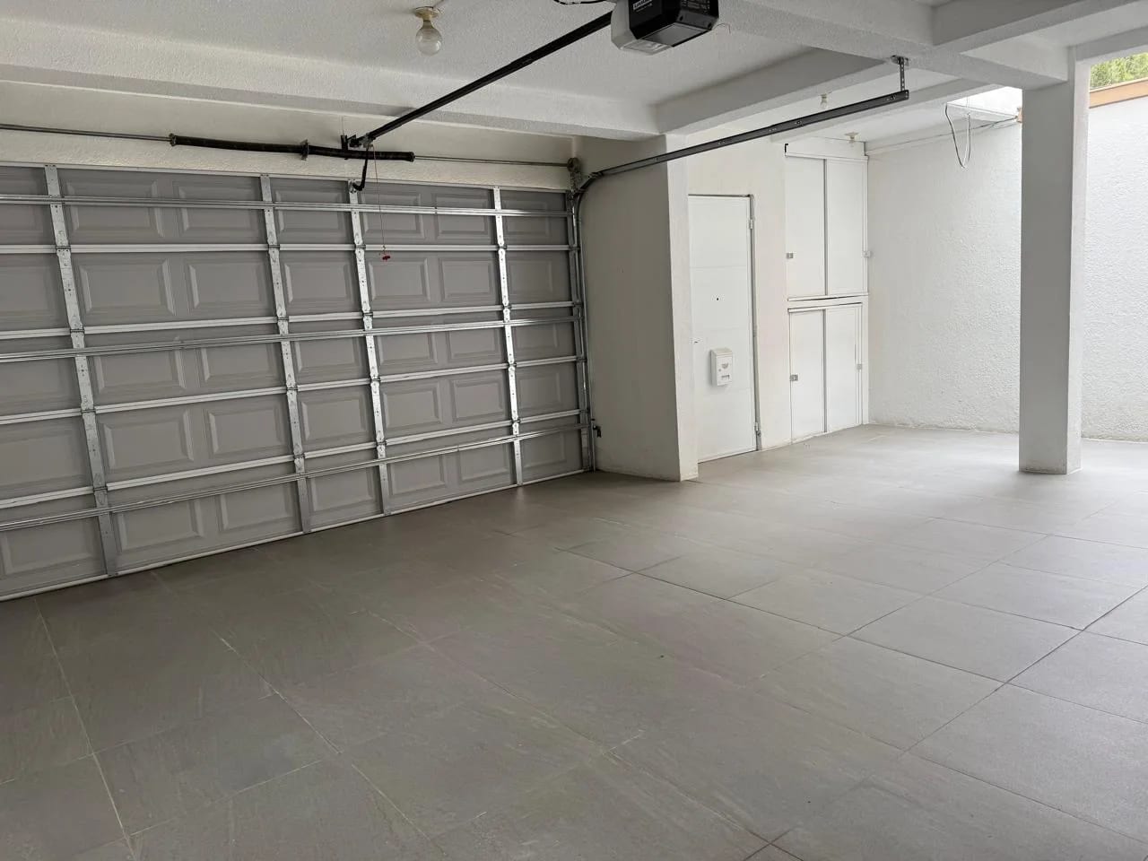 CASA EN VENTA EN SAN CRISTOBAL SECTOR B1 — Casa en Venta en Zona 8 Mixco, Guatemala, Ciudad — foto 1 de 17