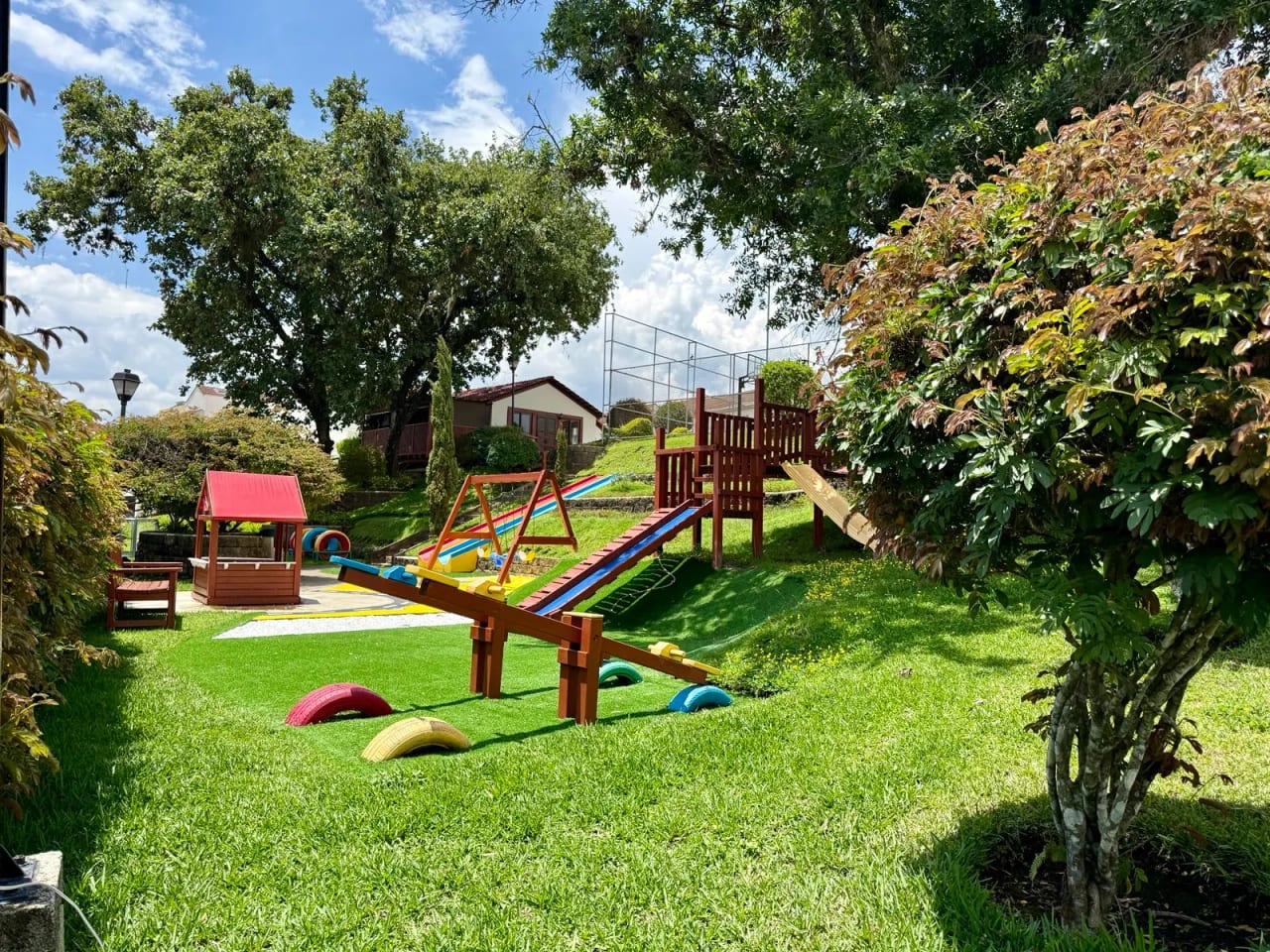 CASA EN VENTA EN CONDADO NARANJO ZONA 4 DE MIXCO — Casa en Venta en Condado Naranjo, Zona 4 Mixco, Guatemala, Ciudad — foto 16 de 17