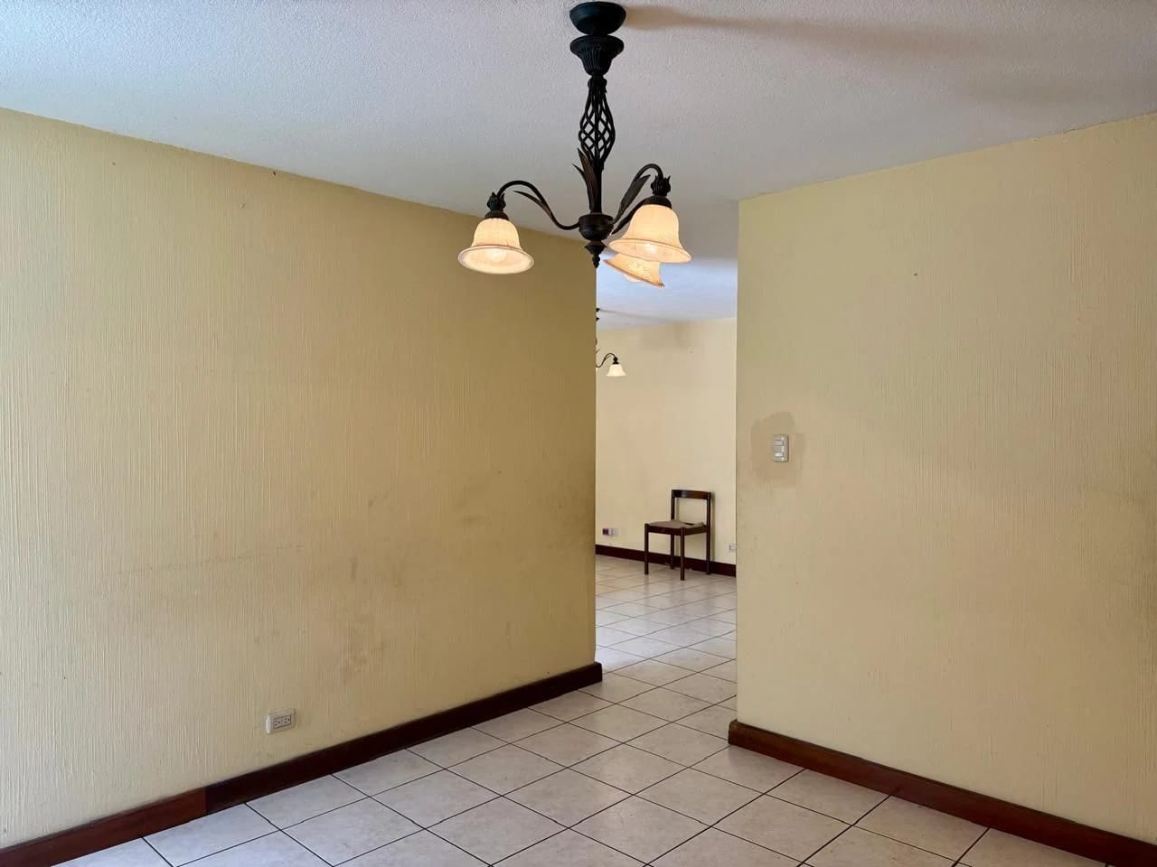CASA EN RENTA EN ZONA 11 EN CONDOMINIO — Casa en Alquiler en Colonia Mariscal, Zona 11, Guatemala, Ciudad — foto 7 de 8