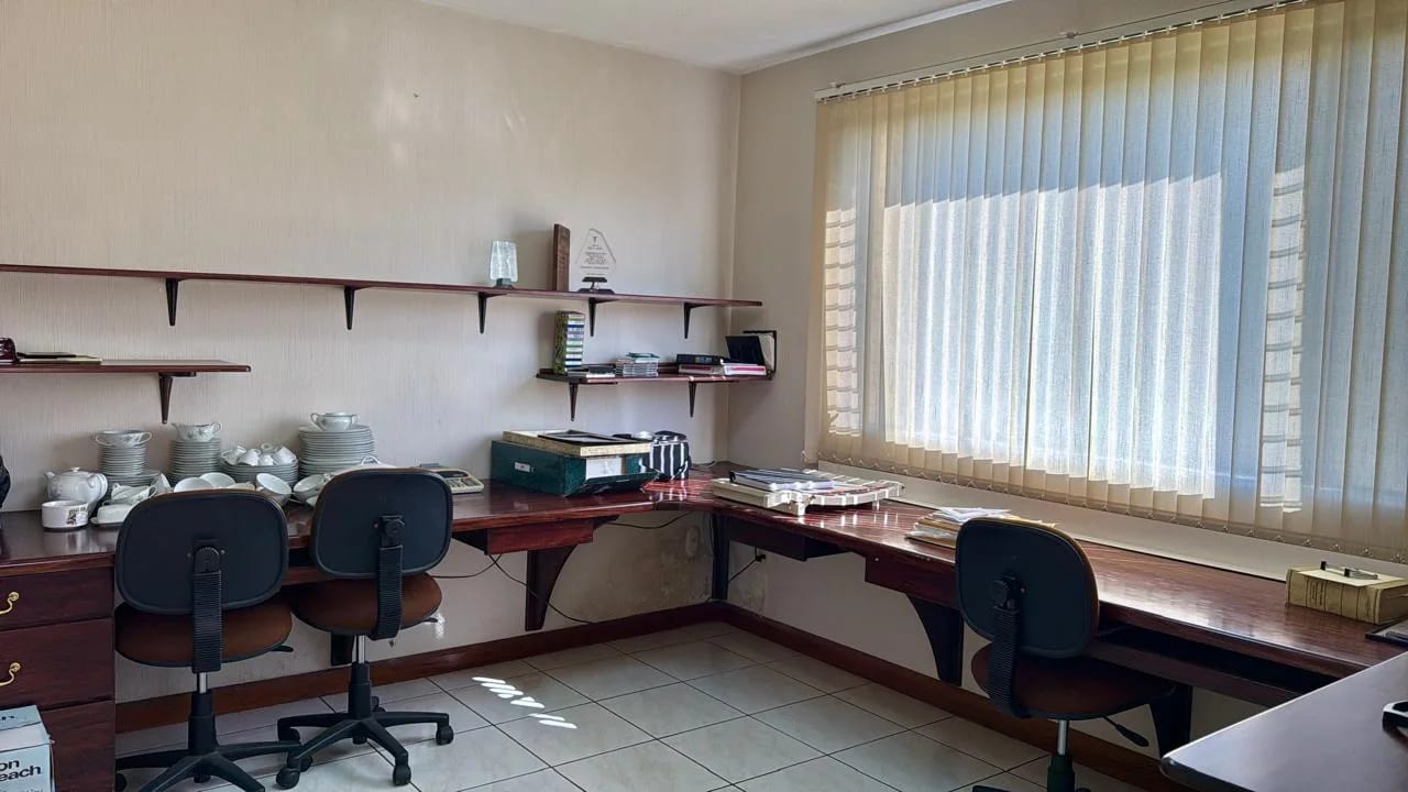 CASA EN VENTA EN CARRETERA A EL SALVADOR, KM 18.5, ACCESO POR LA BRECHA — Casa en Venta en Bosques de Villa Verde, Carretera a El Salvador, Guatemala, Ciudad — foto 4 de 16