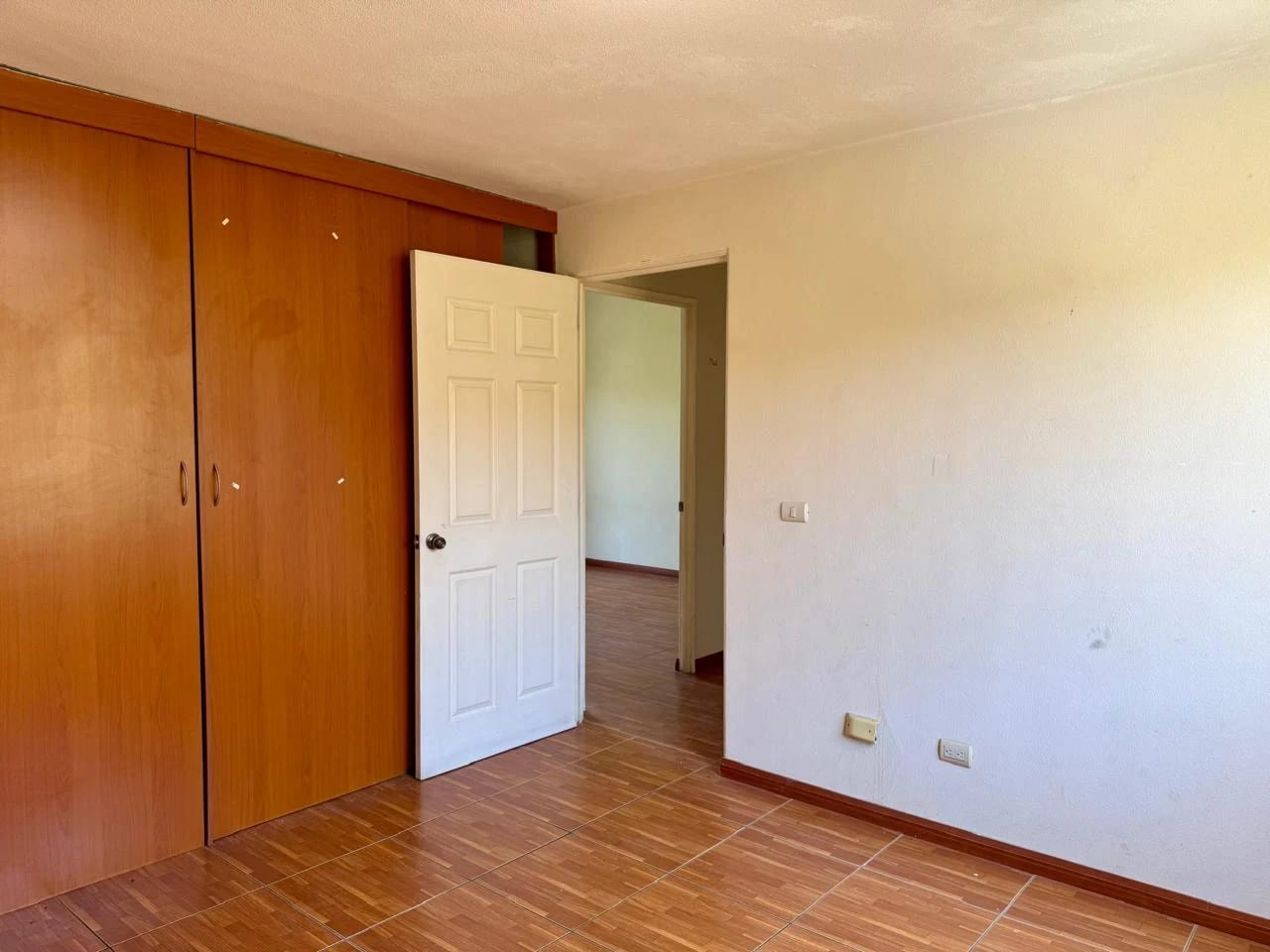 CASA EN VENTA EN VILLA NUEVA, JARDINES DE VERONA, CIUDAD SANTA CLARA — Casa en Venta en Villa Nueva, Guatemala, Ciudad — foto 9 de 17