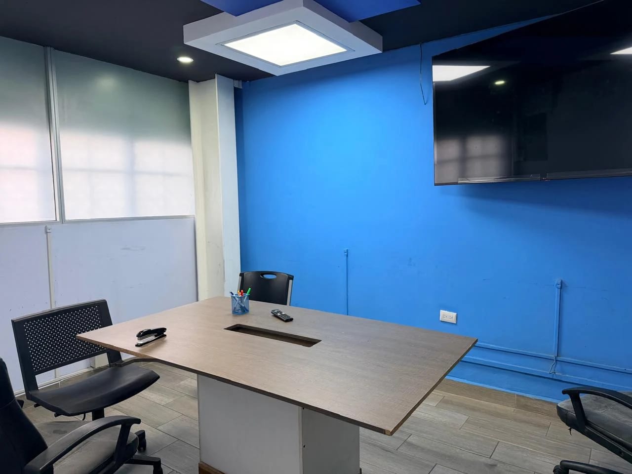PROPIEDAD EN VENTA EN ZONA 11, COLONIA ROOSEVELT, IDEAL PARA OFICINAS — Casa en Venta en Zona 11, Guatemala, Ciudad — foto 8 de 10