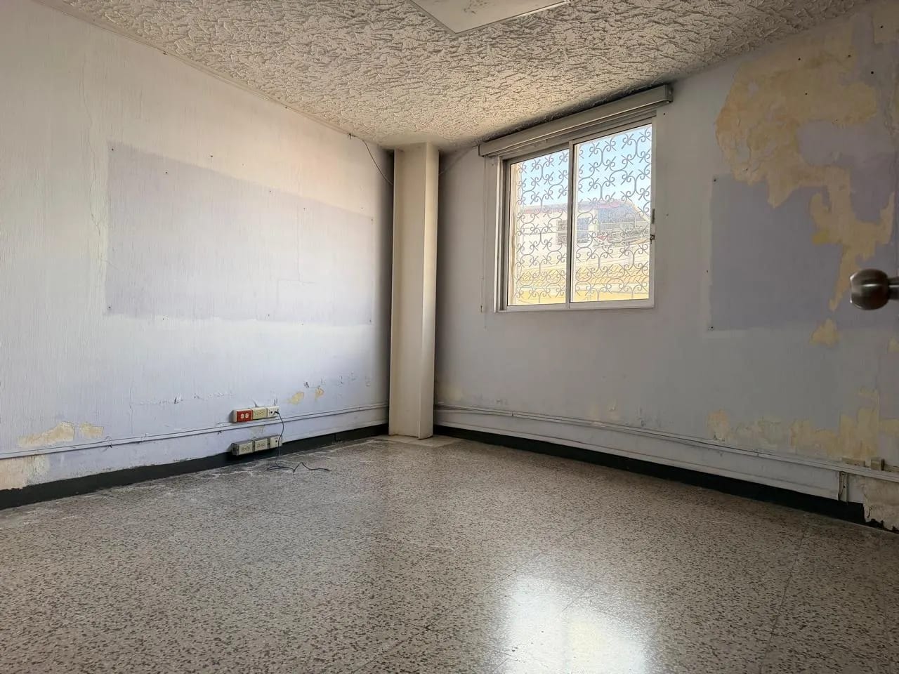 PROPIEDAD EN VENTA EN ZONA 11, COLONIA ROOSEVELT, IDEAL PARA OFICINAS — Casa en Venta en Zona 11, Guatemala, Ciudad — foto 6 de 10