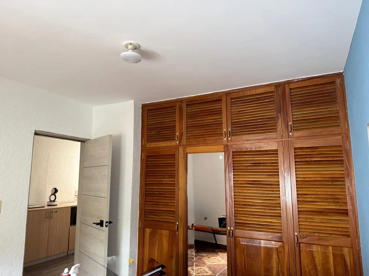 CASA EN VENTA EN SAN CRISTOBAL, SECTOR B1 — Casa en Venta en Zona 8 Mixco, Guatemala, Ciudad — foto 9 de 17