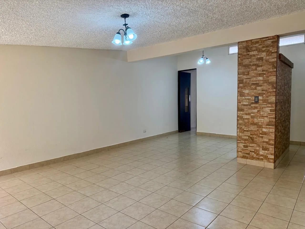 CASA EN VENTA EN ZONA 7, CIUDAD DE PLATA — Casa en Venta en Ciudad de Plata, Zona 7, Guatemala, Ciudad — foto 3 de 17