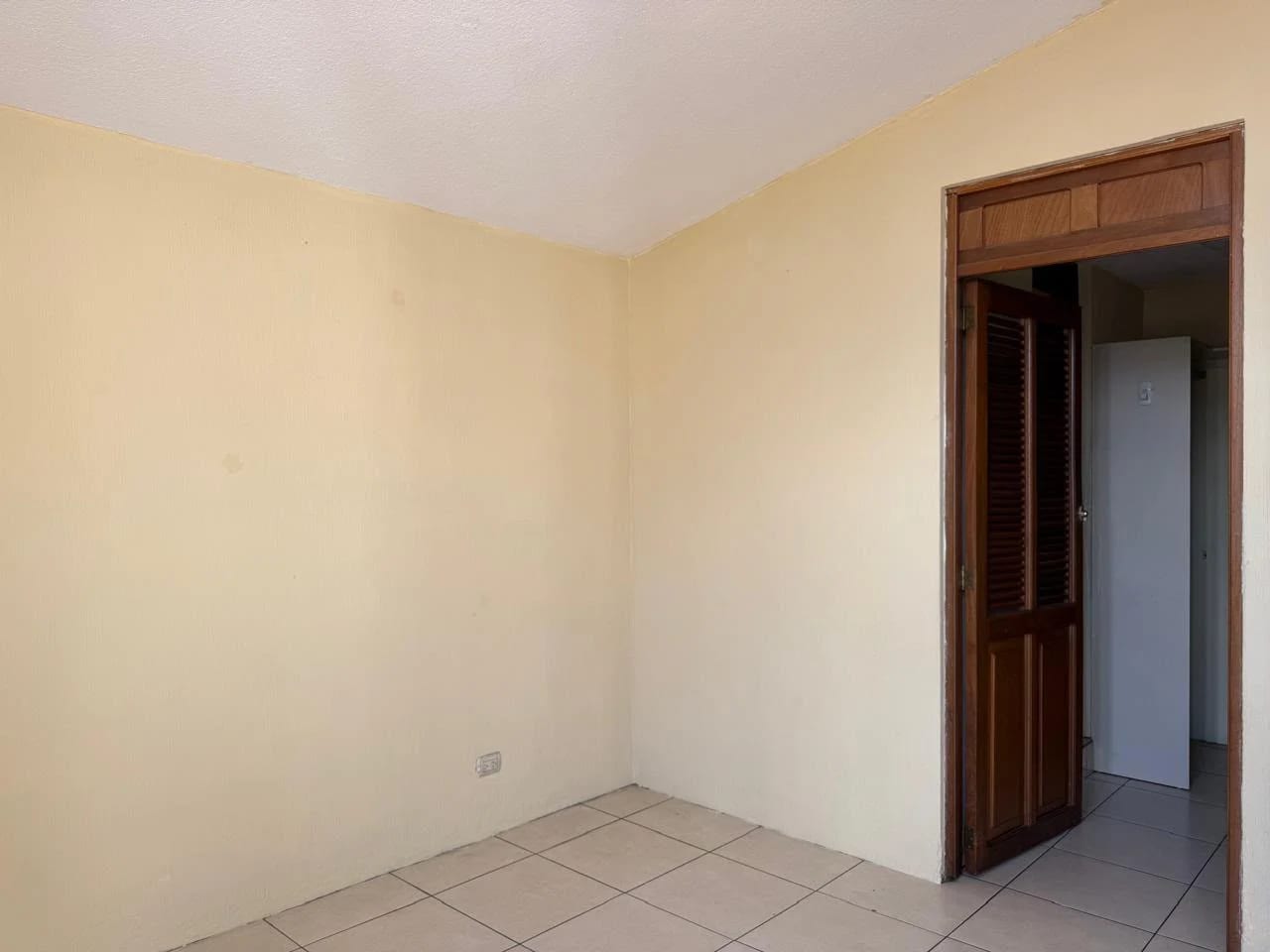 Casa en Venta en Zona 11, en Condominio — Casa en Alquiler en Colonia Mariscal, Zona 11, Guatemala, Ciudad — foto 8 de 16
