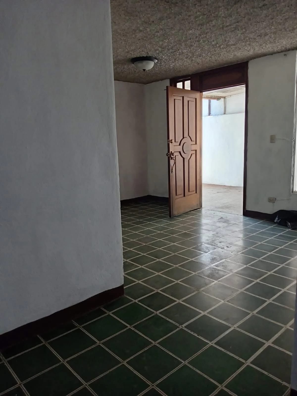 Casa en Venta en Zona 11, Granai & Townson — Casa en Venta en Granai & Townson, Zona 11, Guatemala, Ciudad — foto 4 de 14