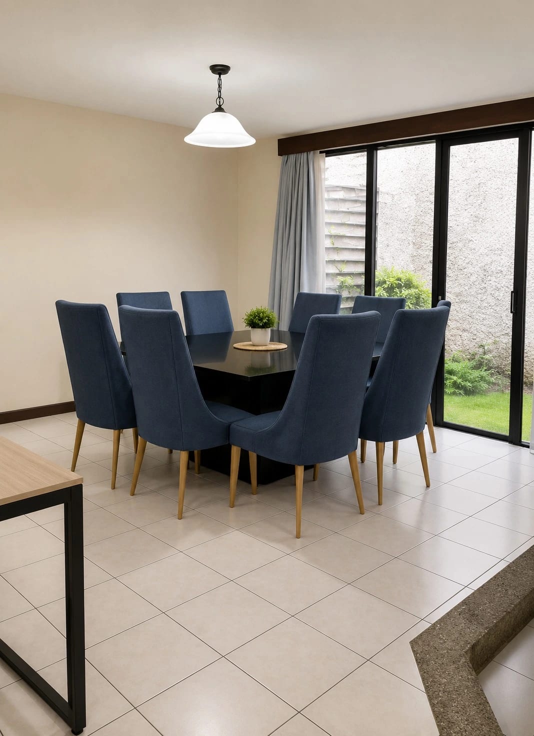 Casa en Venta en Zona 11, Dentro de Condominio — Casa en Venta en Zona 11, Guatemala, Ciudad — foto 3 de 5