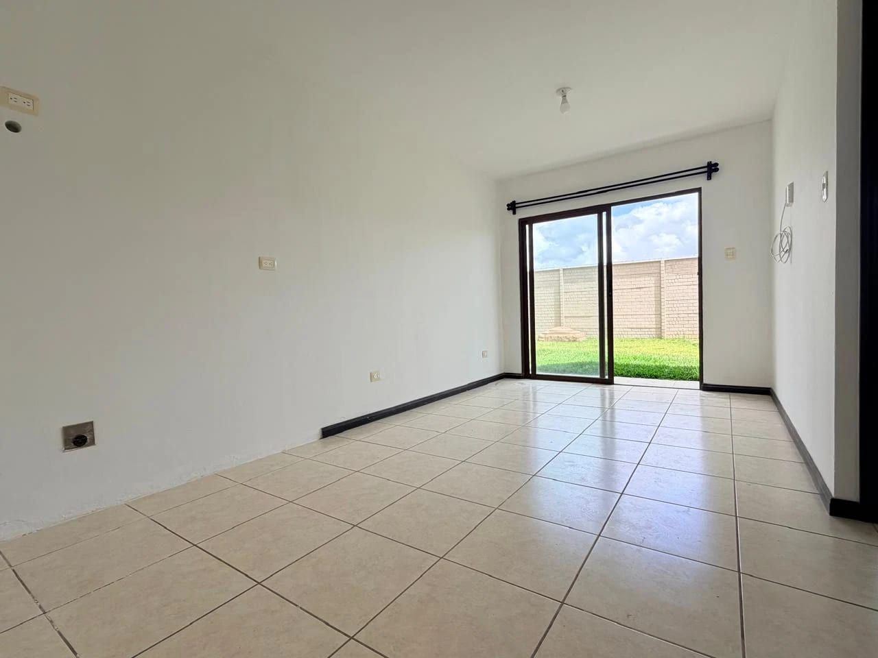 Casa en Venta en Zona 16, Vistas de San Isidro — Casa en Venta en Vistas de San Isidro, Zona 16, Guatemala, Ciudad — foto 7 de 17