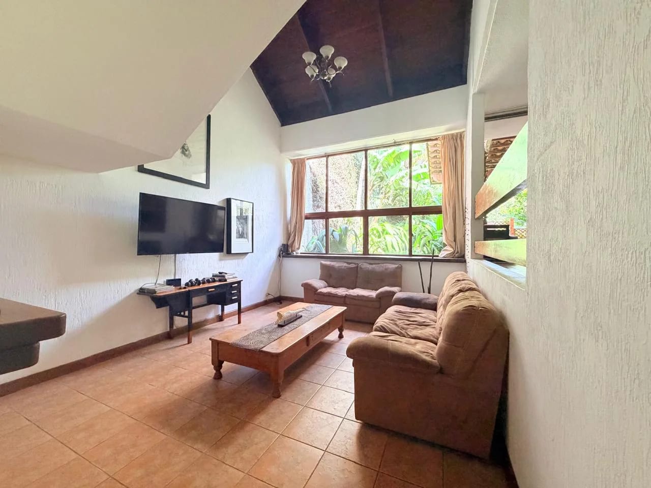 Casa en Renta en Zona 15, Dentro de Condominio — Casa en Alquiler en Zona 15, Guatemala, Ciudad — foto 1 de 17