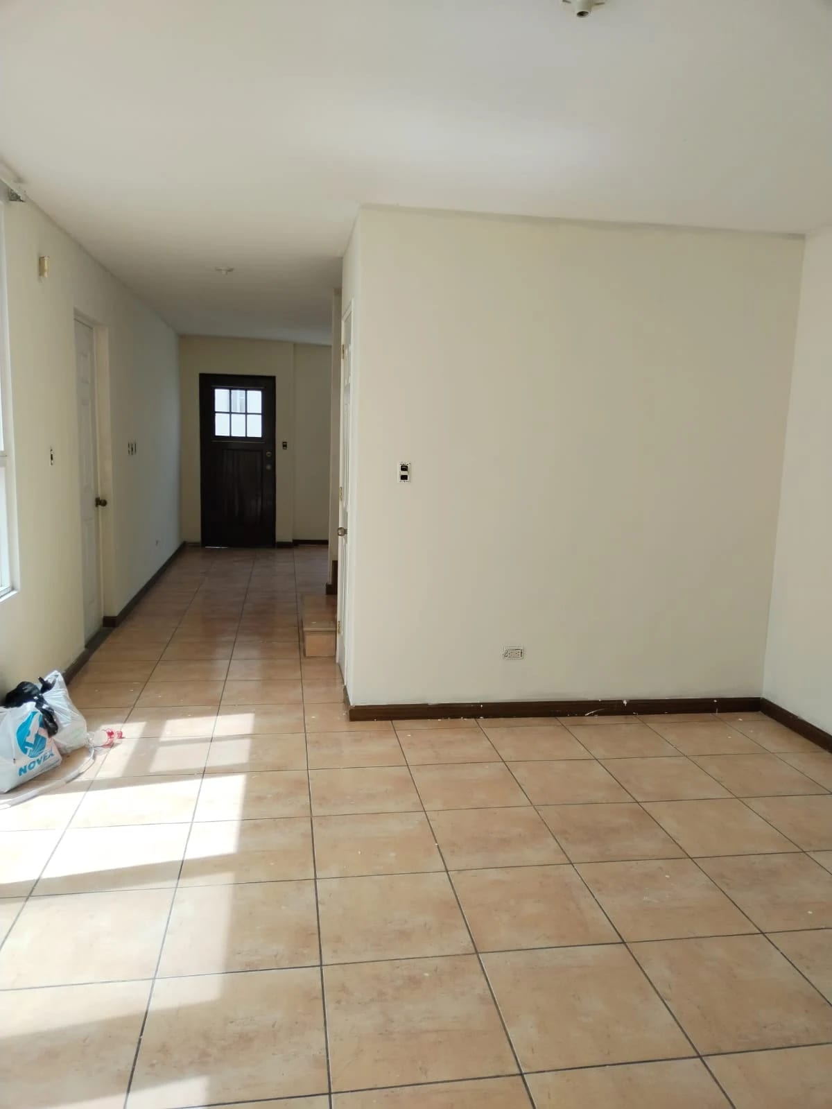 Casa en Renta en Condado Naranjo — Casa en Alquiler en Condado Naranjo, Zona 4 Mixco, Guatemala, Ciudad — foto 9 de 17