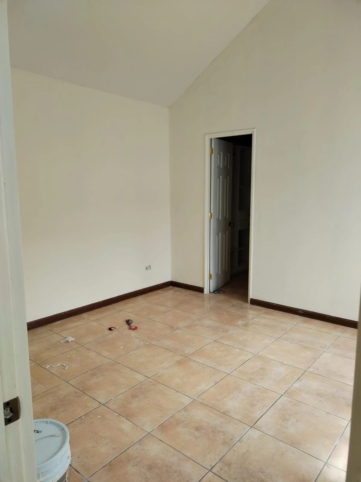 Casa en Venta en Codado Naranjo â Casa en Venta en Condado Naranjo, Zona 4 Mixco, Guatemala, Ciudad â foto 14 de 16