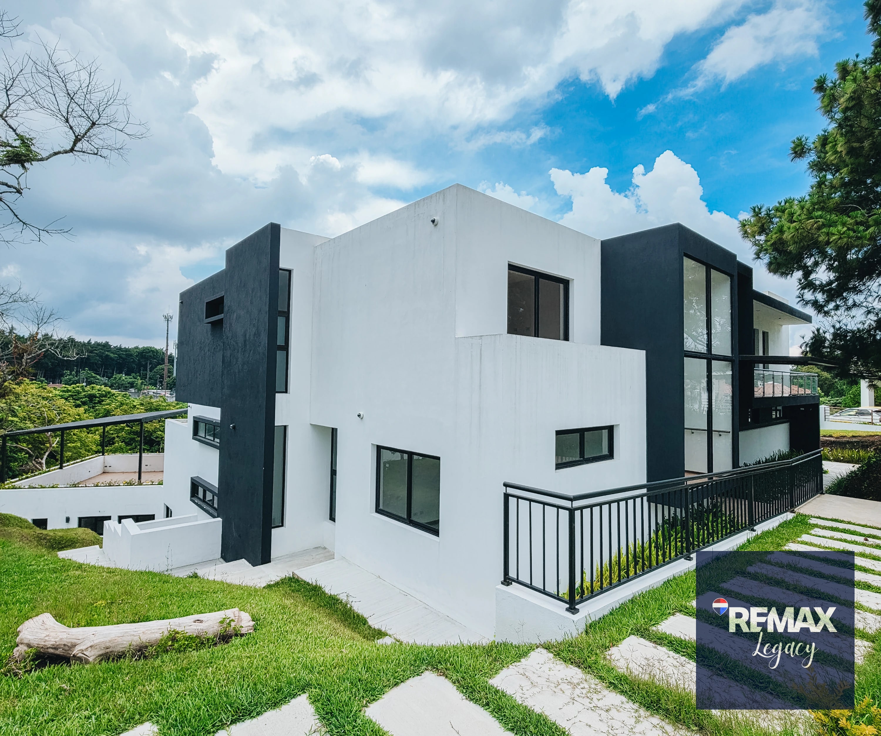 Casa Venta | Residencial El Pino - Sausalito | Km 20.5 CAES — Casa en Venta en Sausalito, Carretera a El Salvador, Guatemala, Ciudad — foto 4 de 14