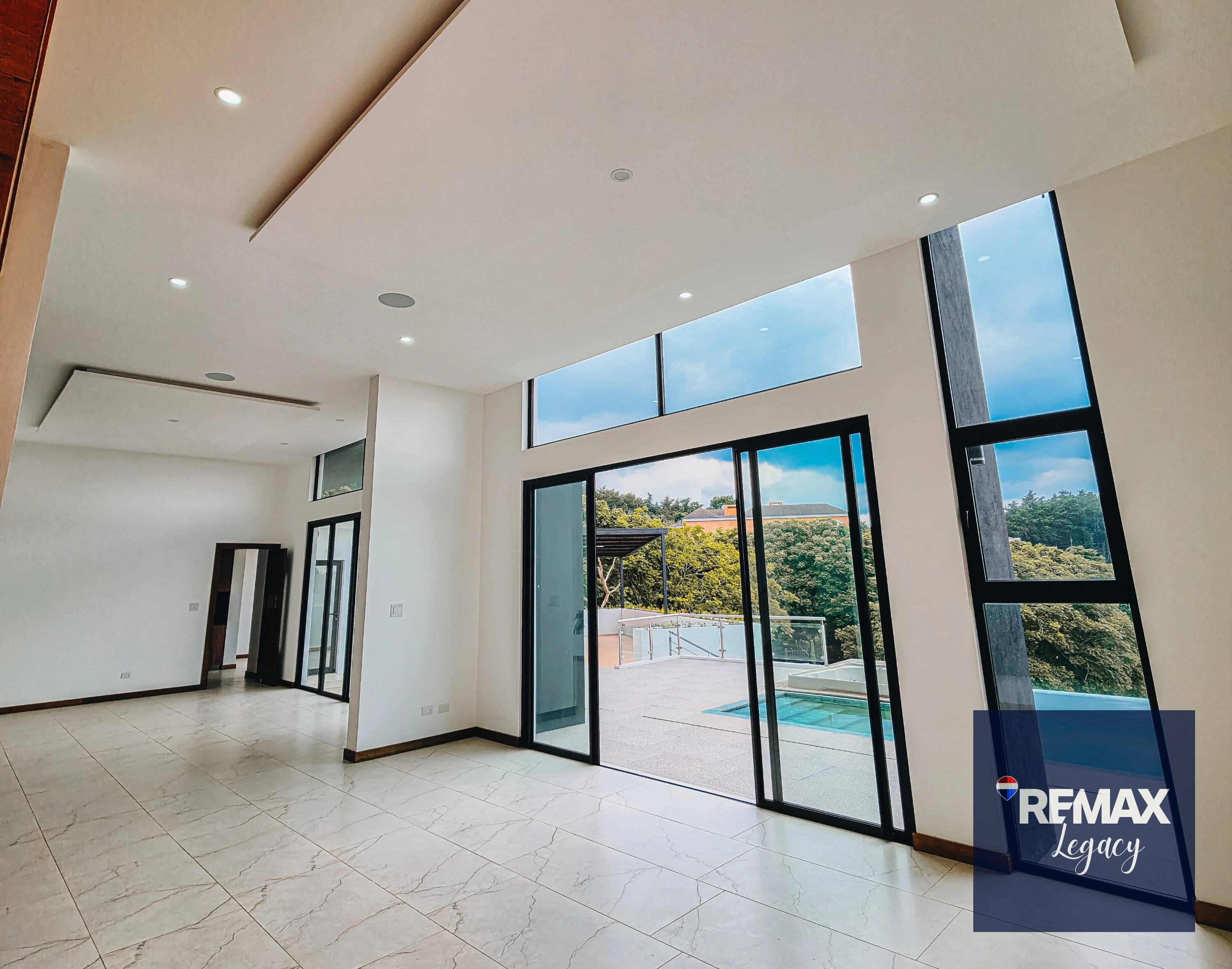 Casa Venta | Residencial El Pino - Sausalito | Km 20.5 CAES — Casa en Venta en Sausalito, Carretera a El Salvador, Guatemala, Ciudad — foto 6 de 14