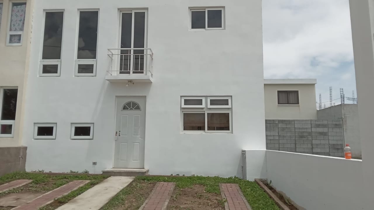 Las Mercedes San José Pinula, casa en venta — Casa en Venta en San José Pinula, Guatemala, Ciudad — foto 1 de 10
