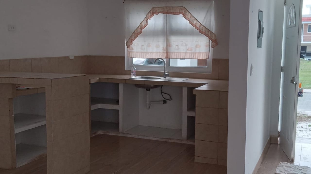 Las Mercedes San José Pinula, casa en venta — Casa en Venta en San José Pinula, Guatemala, Ciudad — foto 3 de 10