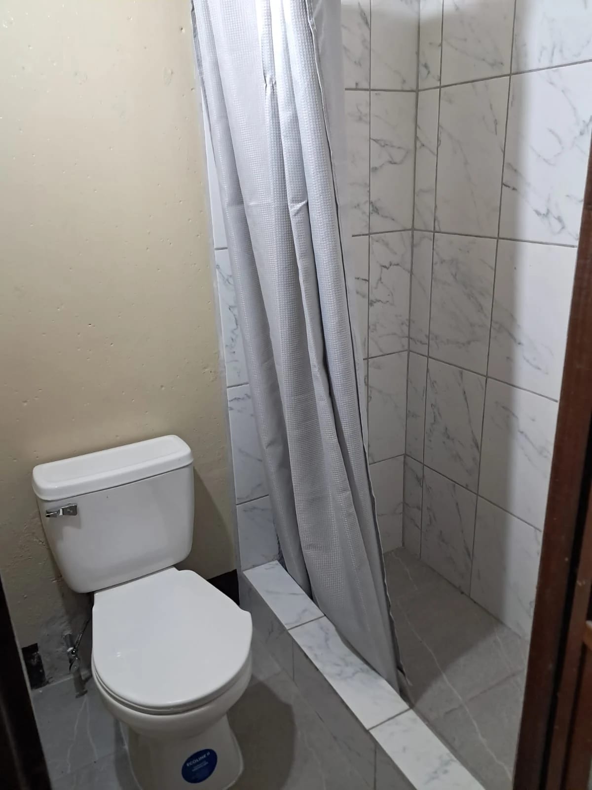 Amplio apartamento tipo casa en renta | Zona 1 | Primer nive — Casa en Alquiler en Zona 1, Guatemala, Ciudad — foto 6 de 15